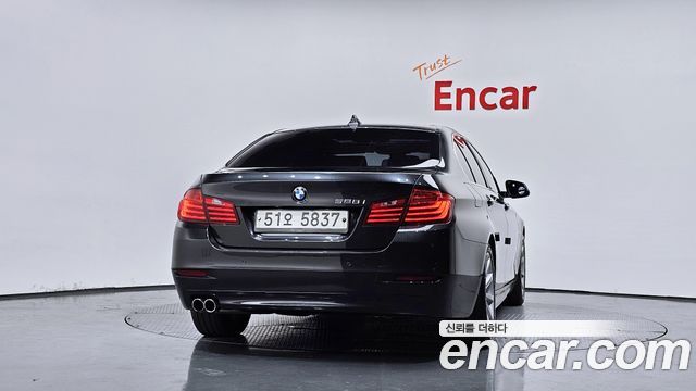 BMW 5 Series (F10) 528i 2014 — фото 4