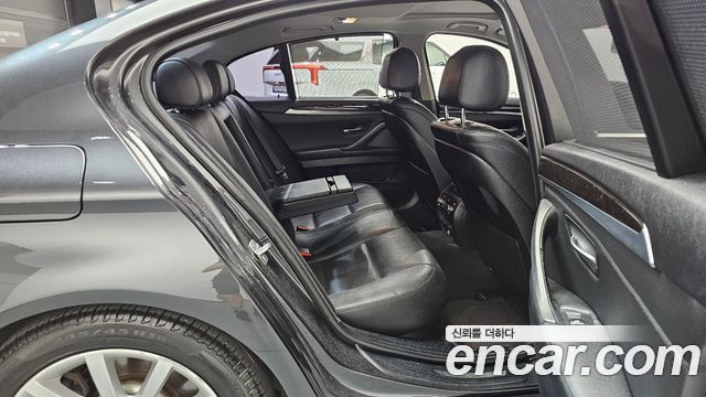 BMW 5 Series (F10) 528i 2014 — фото 16