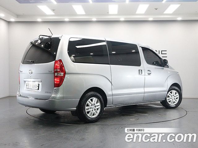 Hyundai Grand Starex Van 3-Seater Smart 2020 — фото 3