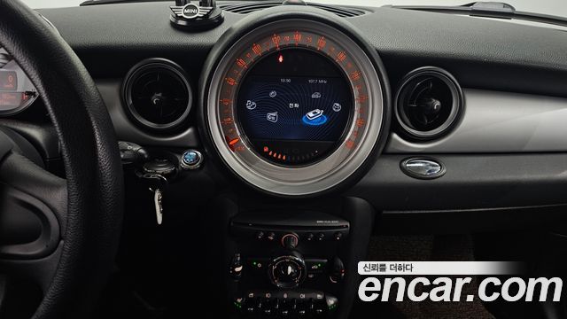 MINI Cooper D Special Edition Second Generation 2012 — фото 17