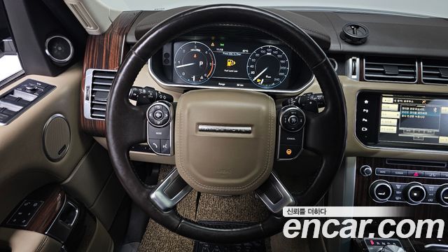 Land Rover Range Rover (IV) 4.4 SDV8 Vogue SE DIESEL 2016 — фото 13