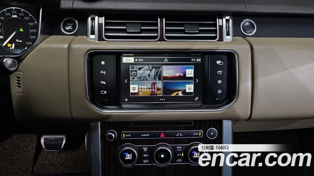 Land Rover Range Rover (IV) 4.4 SDV8 Vogue SE DIESEL 2016 — фото 14