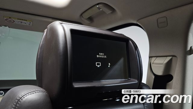 Land Rover Range Rover (IV) 4.4 SDV8 Vogue SE DIESEL 2016 — фото 17