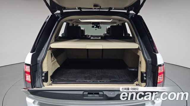 Land Rover Range Rover (IV) 4.4 SDV8 Vogue SE DIESEL 2016 — фото 20