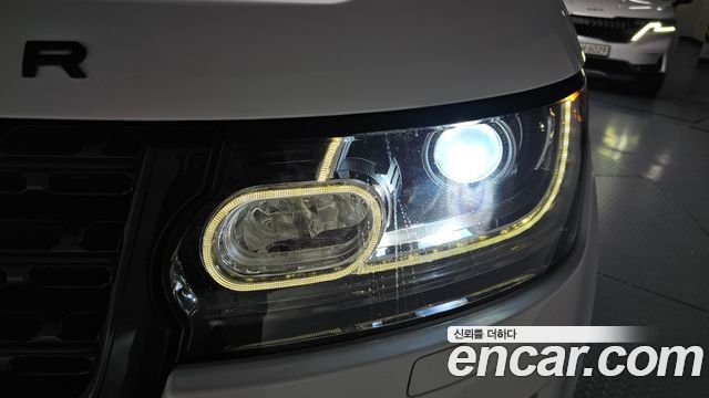 Land Rover Range Rover (IV) 4.4 SDV8 Vogue SE DIESEL 2016 — фото 22