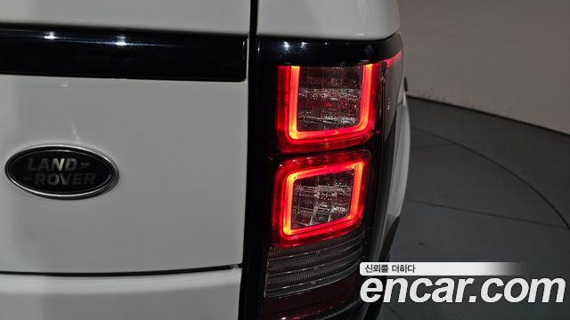 Land Rover Range Rover (IV) 4.4 SDV8 Vogue SE DIESEL 2016 — фото 23