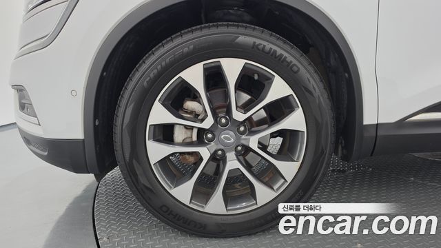 Renault Korea QM6 Diesel 2WD RE Signature 2017 — фото 5