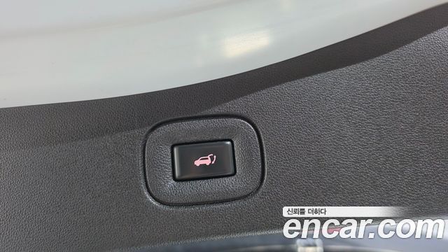 Renault Korea QM6 Diesel 2WD RE Signature 2017 — фото 16
