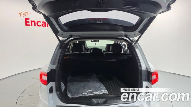 Renault Korea QM6 Diesel 2WD RE Signature 2017 — фото 18