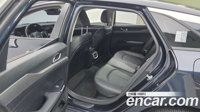 Kia K5 Hybrid (III) Trendy 2022 — фото 11