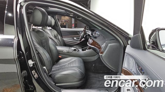 Mercedes-Benz S-Class (W222) S560L 4MATIC 2019 — фото 16