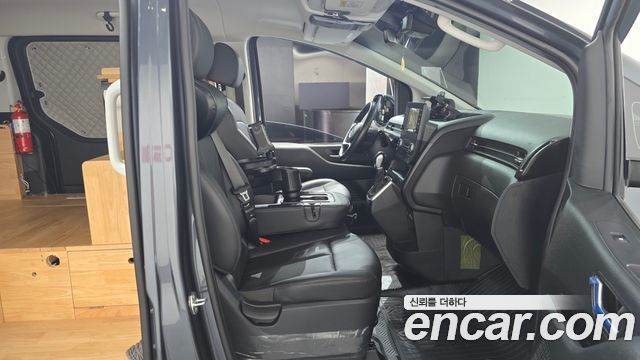 Hyundai Staria 2WD Camping Car Special Vehicle 2023 — фото 26