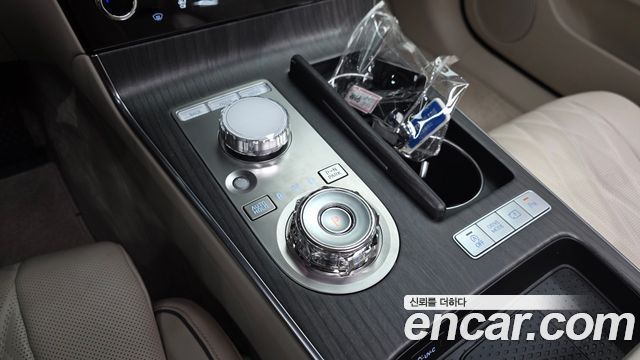Genesis G80 (RG3) Gasoline 3.5 Turbo AWD 2025 — фото 9