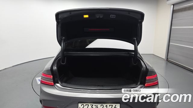 Genesis G80 (RG3) Gasoline 3.5 Turbo AWD 2025 — фото 20