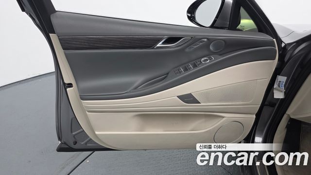 Genesis G80 (RG3) Gasoline 3.5 Turbo AWD 2025 — фото 24