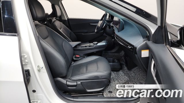 Kia EV6 Long Range 4WD Air 2022 — фото 11