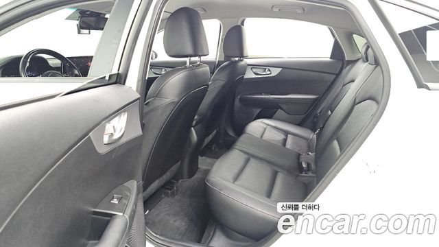 Kia K3 (II) 1.6 Prestige 2022 — фото 12