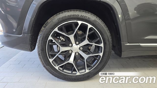 Jeep Grand Cherokee (WL) 4xe Summit Reserve 2023 — фото 5