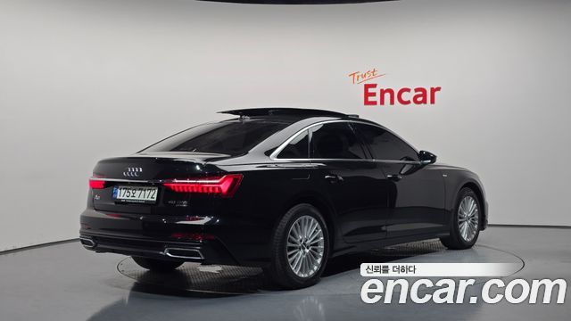 Audi A6 (C8) 45 TFSI Quattro Premium 2021 — фото 2