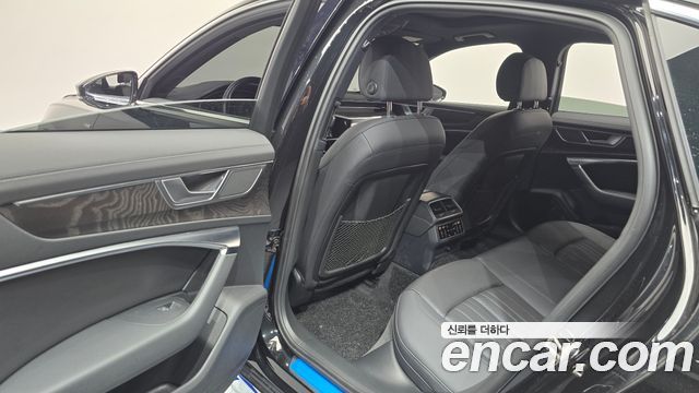 Audi A6 (C8) 45 TFSI Quattro Premium 2021 — фото 30