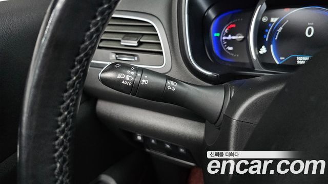 Renault Korea QM6 Diesel 4WD RE Signature 2017 — фото 19