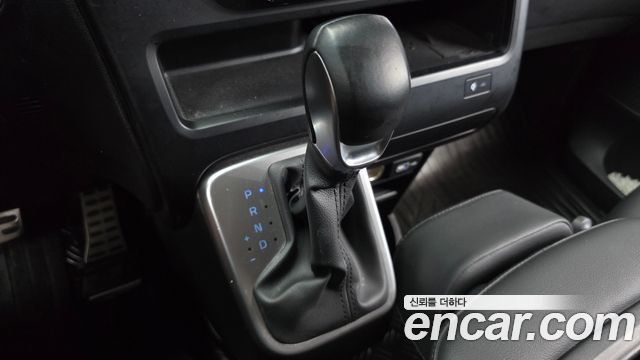 Hyundai Staria L3.5 Cargo 3-Seater Modern 2024 — фото 9