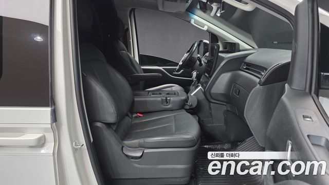 Hyundai Staria L3.5 Cargo 3-Seater Modern 2024 — фото 26