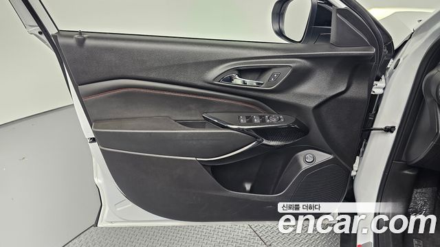 Chevrolet Trax Crossover 1.2 RS 2025 — фото 24
