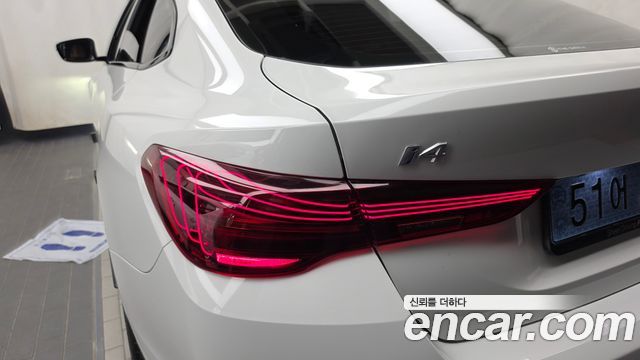 BMW i4 eDrive40 M Sports 2025 — фото 23