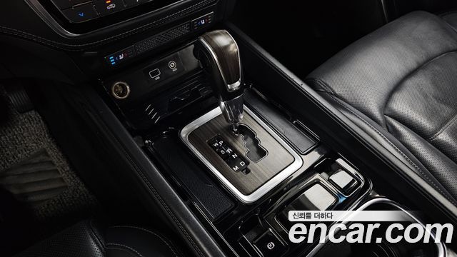 KG Mobility (SsangYong) G4 Rexton Diesel 2.2 2WD Majesty 2018 — фото 9