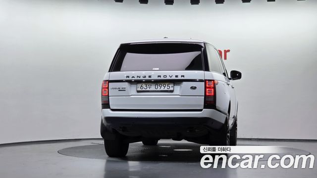Land Rover Range Rover (IV) 4.4 SDV8 Vogue SE DIESEL 2016 — фото 4