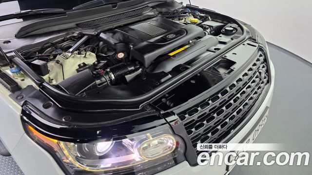 Land Rover Range Rover (IV) 4.4 SDV8 Vogue SE DIESEL 2016 — фото 6