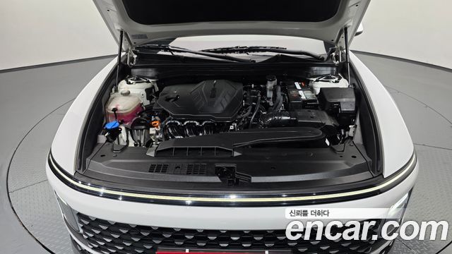 Hyundai Grandeur (GN7) 2,5 Gasoline 2WD Premium 2023 — фото 6