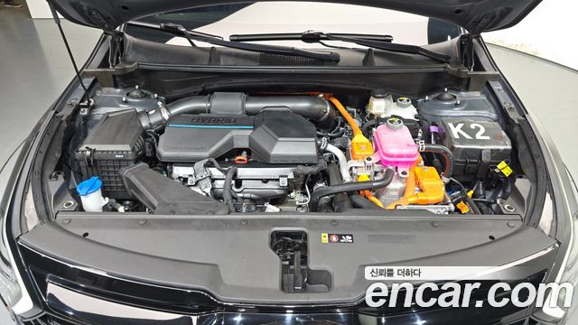 Kia Sportage Hybrid (V) 30Th Edition 2WD 2024 — фото 6