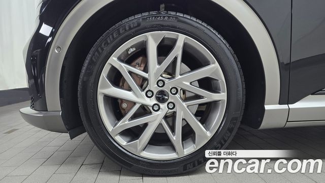 Genesis GV60 Standard AWD 2023 — фото 5