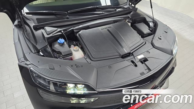Genesis GV60 Standard AWD 2023 — фото 6
