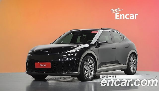 Genesis GV60 Standard AWD 2023 — фото 1