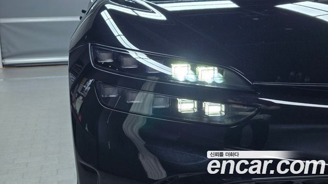 Genesis GV60 Standard AWD 2023 — фото 22