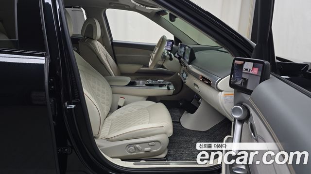 Genesis GV60 Standard AWD 2023 — фото 26