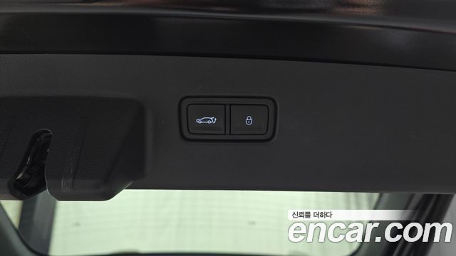 Genesis GV60 Standard AWD 2023 — фото 35