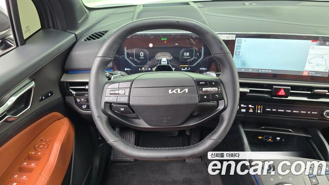 Kia Sportage (V) Gasoline 1.6 Turbo 2WD Signature 2025 — фото 13