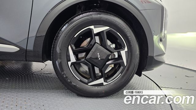 Kia Sportage (V) Gasoline 1.6 Turbo 2WD Signature 2025 — фото 21
