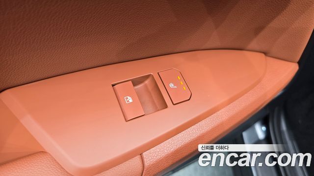 Kia Sportage (V) Gasoline 1.6 Turbo 2WD Signature 2025 — фото 28