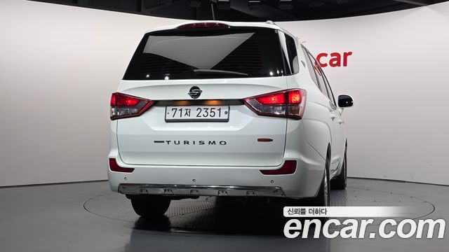 KG Mobility (SsangYong) Korando Turismo 4WD TX 11-seater 2017 — фото 4