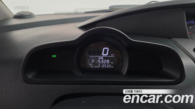 KG Mobility (SsangYong) Korando Turismo 4WD TX 11-seater 2017 — фото 8