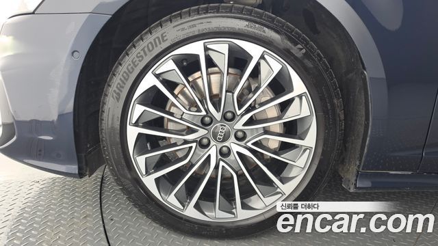 Audi A6 (C8) 45 TFSI Quattro Premium 2025 — фото 5