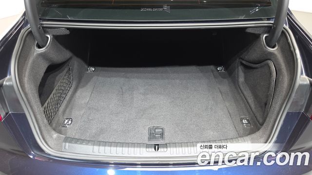 Audi A6 (C8) 45 TFSI Quattro Premium 2025 — фото 21