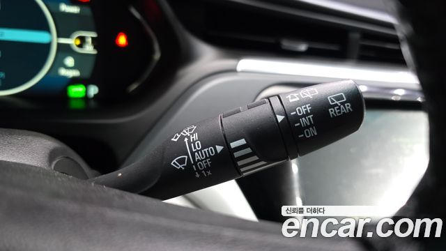 Chevrolet Bolt EV EV Premier 2018 — фото 36