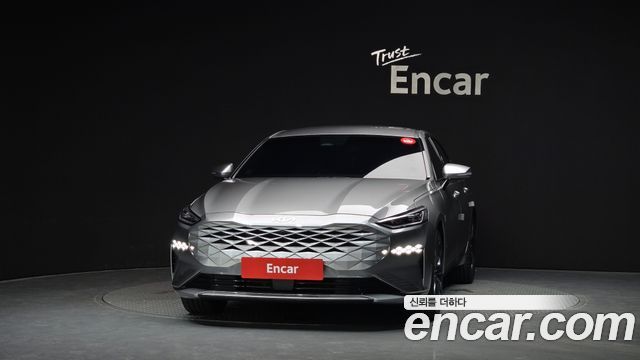 Kia K8 2.5 Gasoline 2WD Signature Special 2023 — фото 3