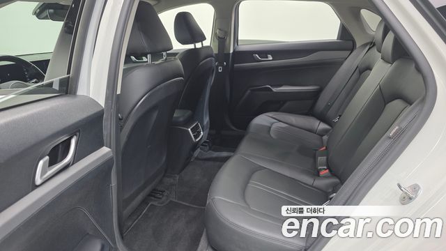 Kia K5 (III) 2.0 LPi(Rent) Trendy 2024 — фото 32